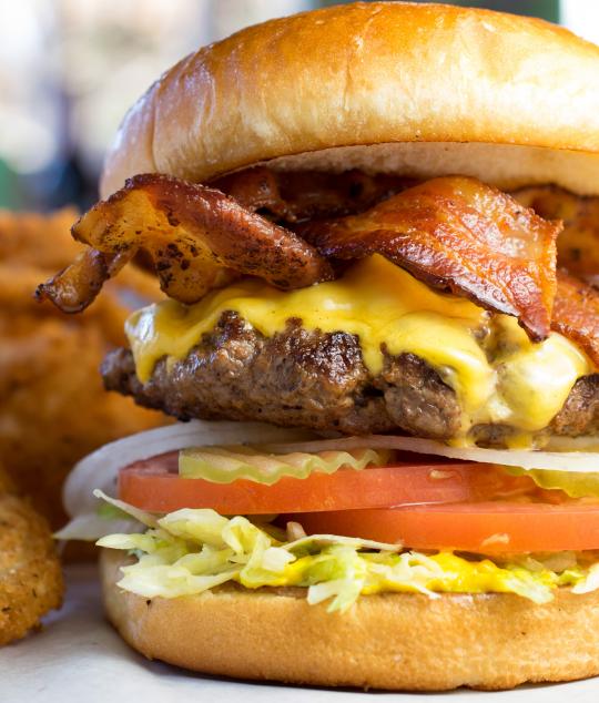 Bacon Cheeseburger – Kincaid's Hamburgers